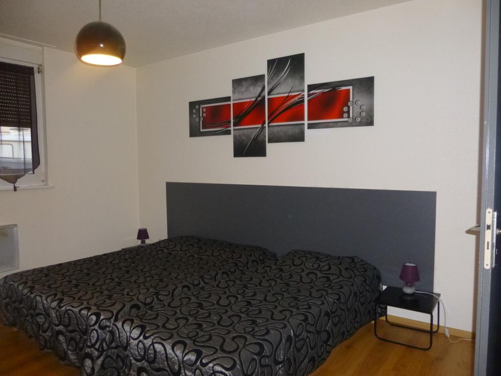 Studio/Hotel Porte De France Saint-Louis Szoba fotó
